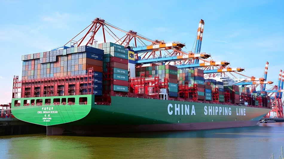 Forma diferente de viajar en un barco carguero