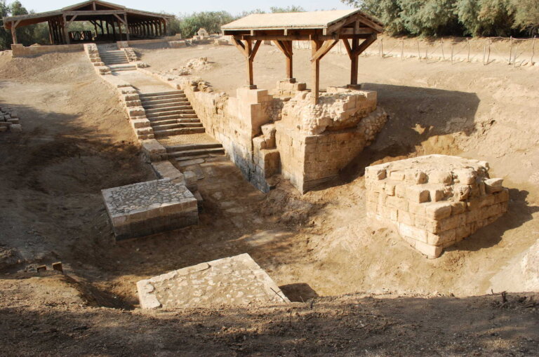 Bethabara, Jordania es el sitio más famoso del mundo para bautizarse.