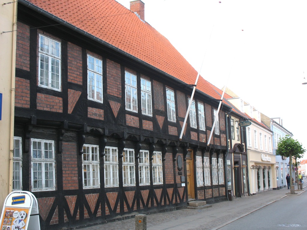 Compras, historia y paisajes en Nykøbing Falster - Dinamarca - Ser Turista