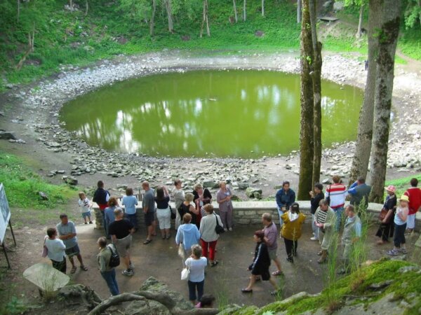 Crater Kaali 5