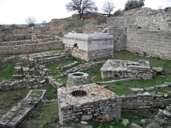Troya 1