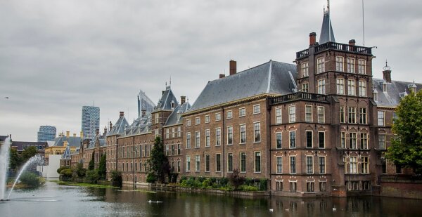 Binnenhof 1