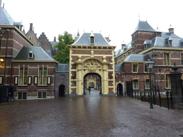 Binnenhof 5