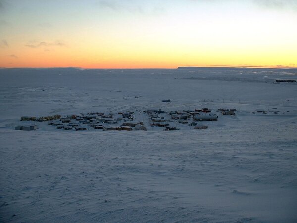 Resolute Bay 1