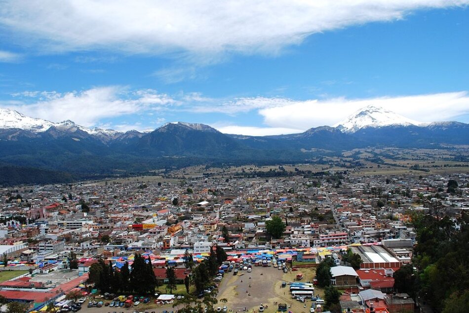 Amecameca, ciudad a la vista de dos volcanes