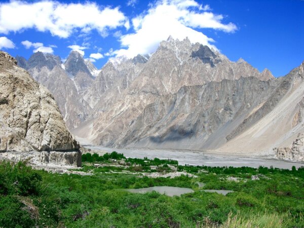 Passu 1