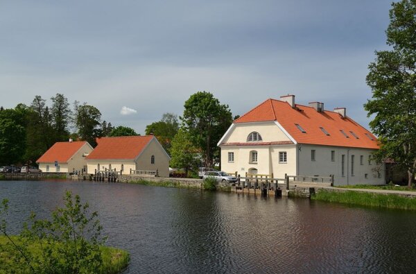 Mansion Vihula 1