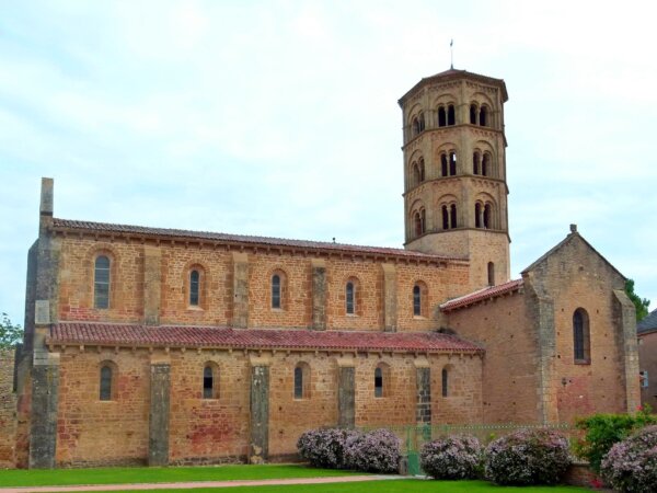Iglesia de Anzy le Duc 1