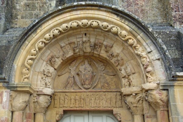 Iglesia de Anzy le Duc 3