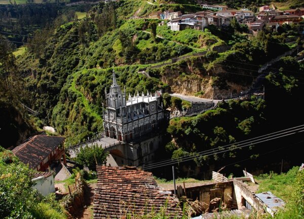 Santuario de Las Lajas 1