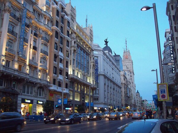 Gran Via 1