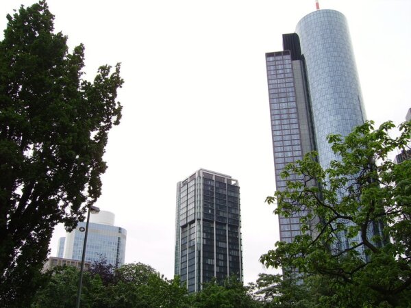 Main Tower 2